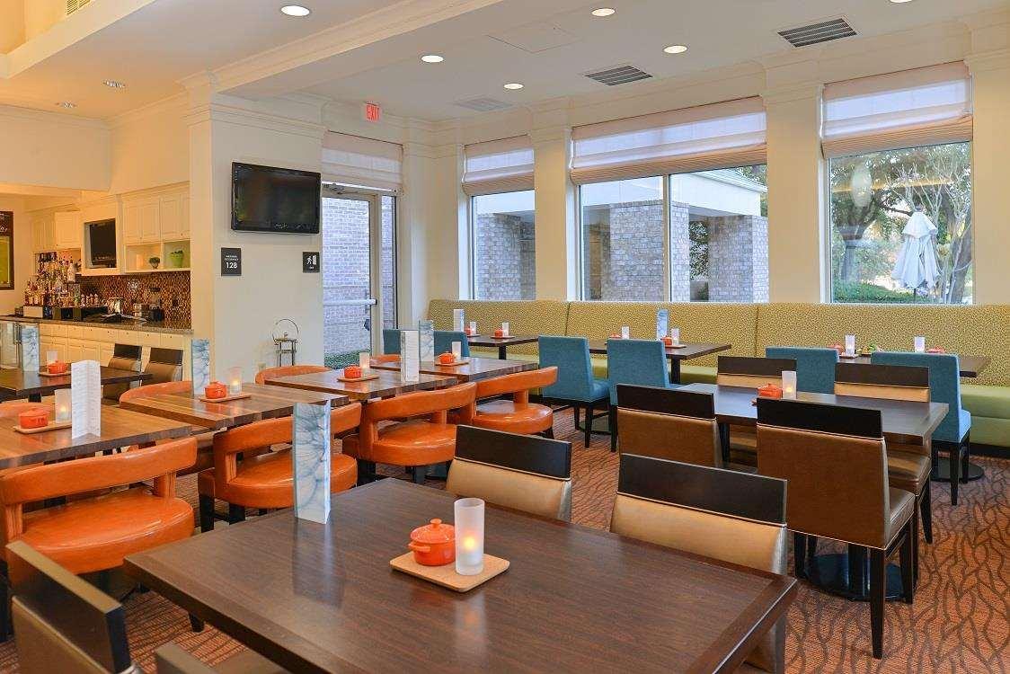 Hilton Garden Inn Addison Eksteriør billede