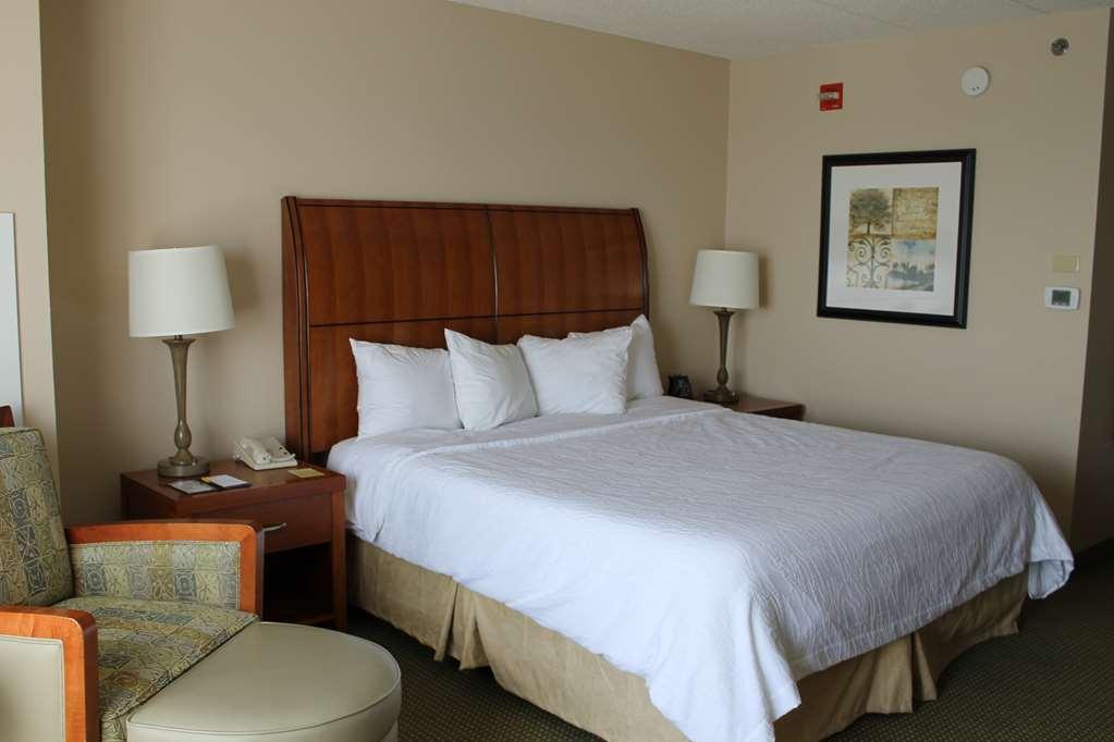 Hilton Garden Inn Addison Værelse billede