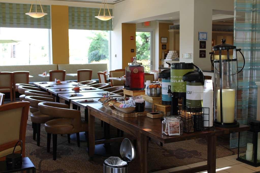 Hilton Garden Inn Addison Restaurant billede
