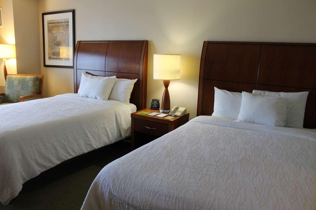 Hilton Garden Inn Addison Værelse billede