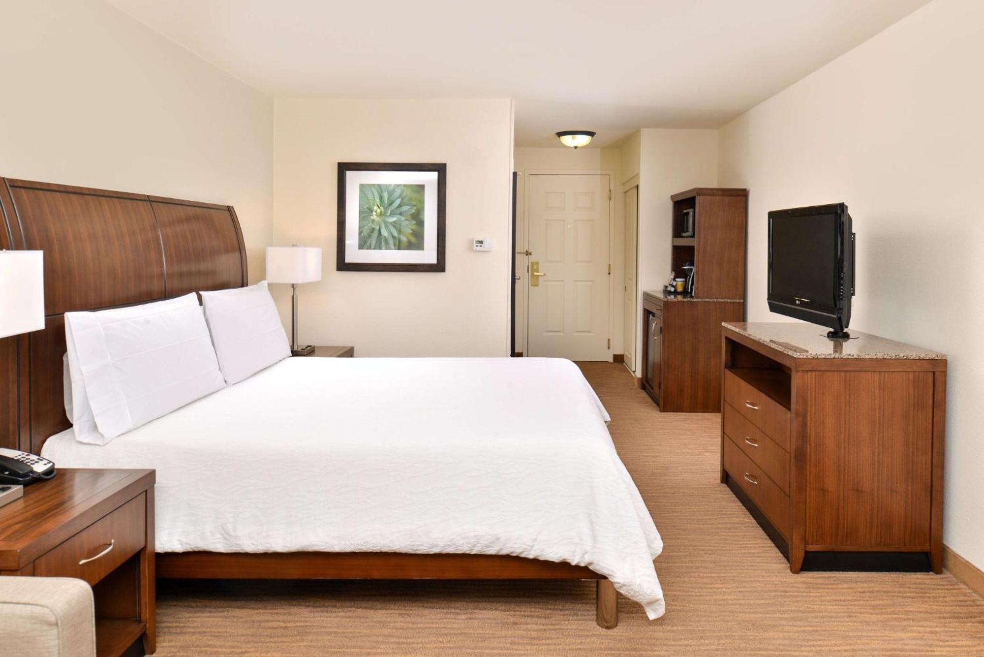 Hilton Garden Inn Addison Eksteriør billede