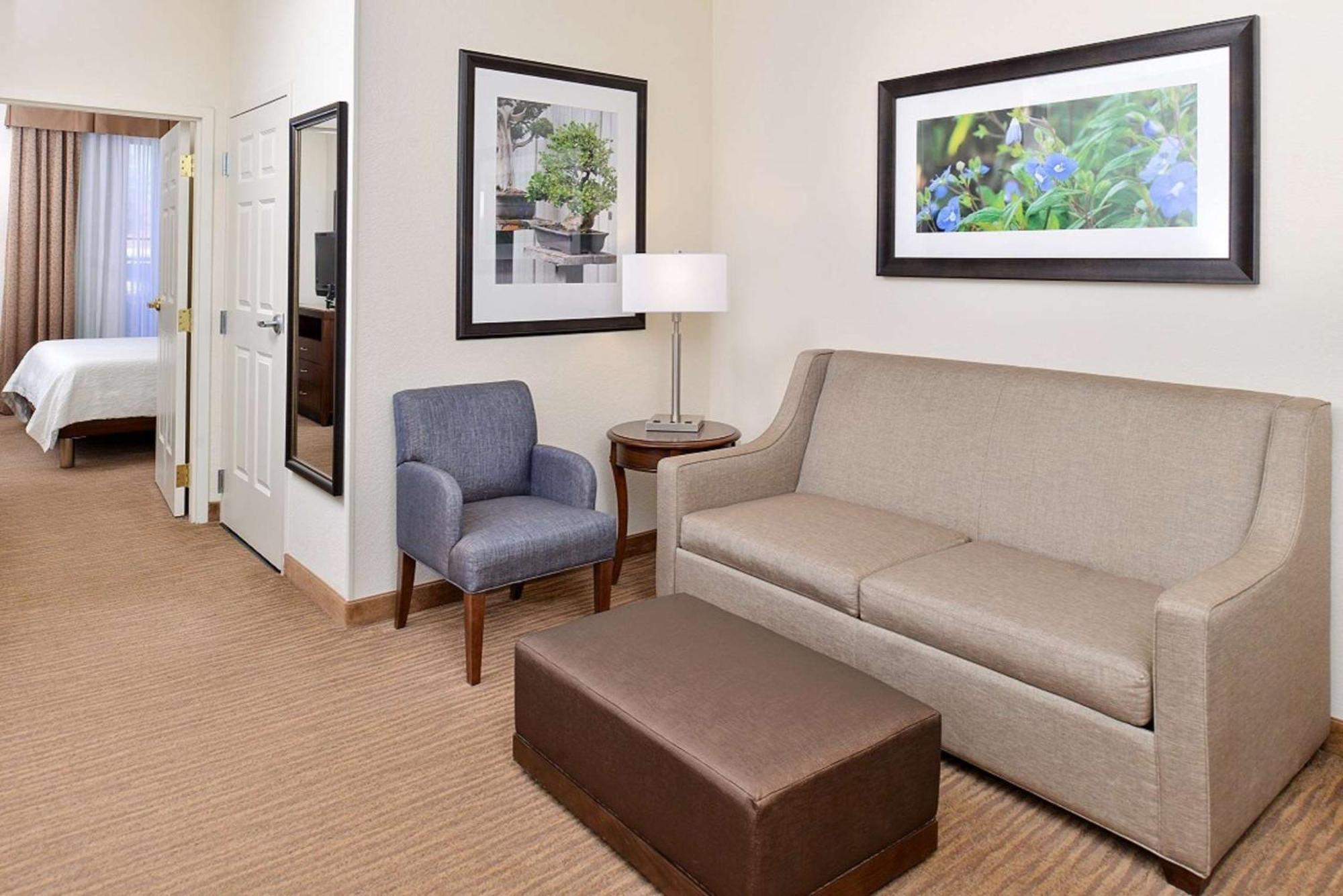 Hilton Garden Inn Addison Eksteriør billede