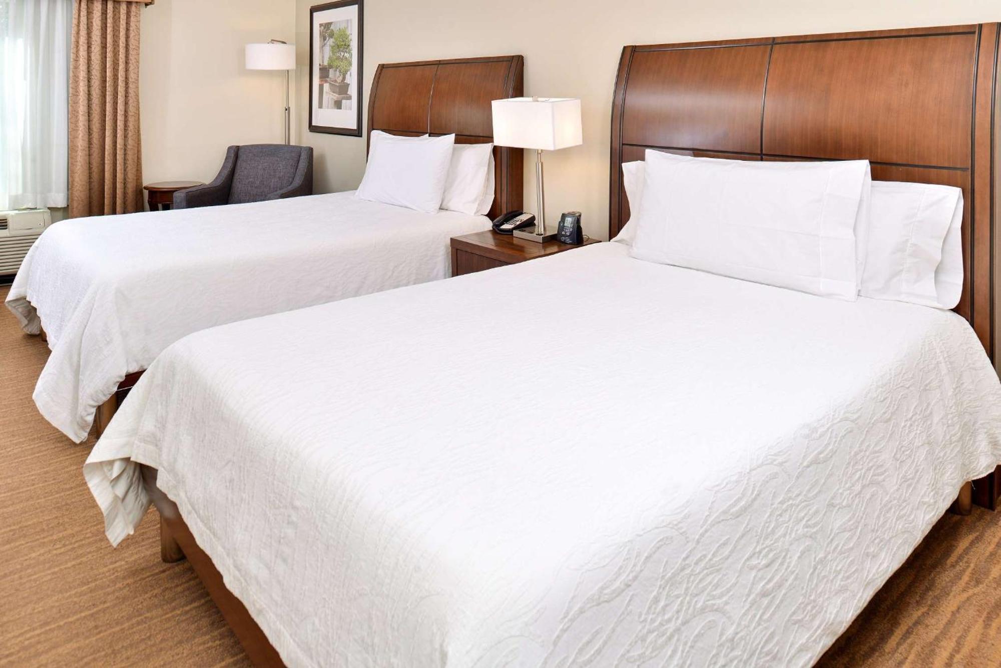 Hilton Garden Inn Addison Eksteriør billede