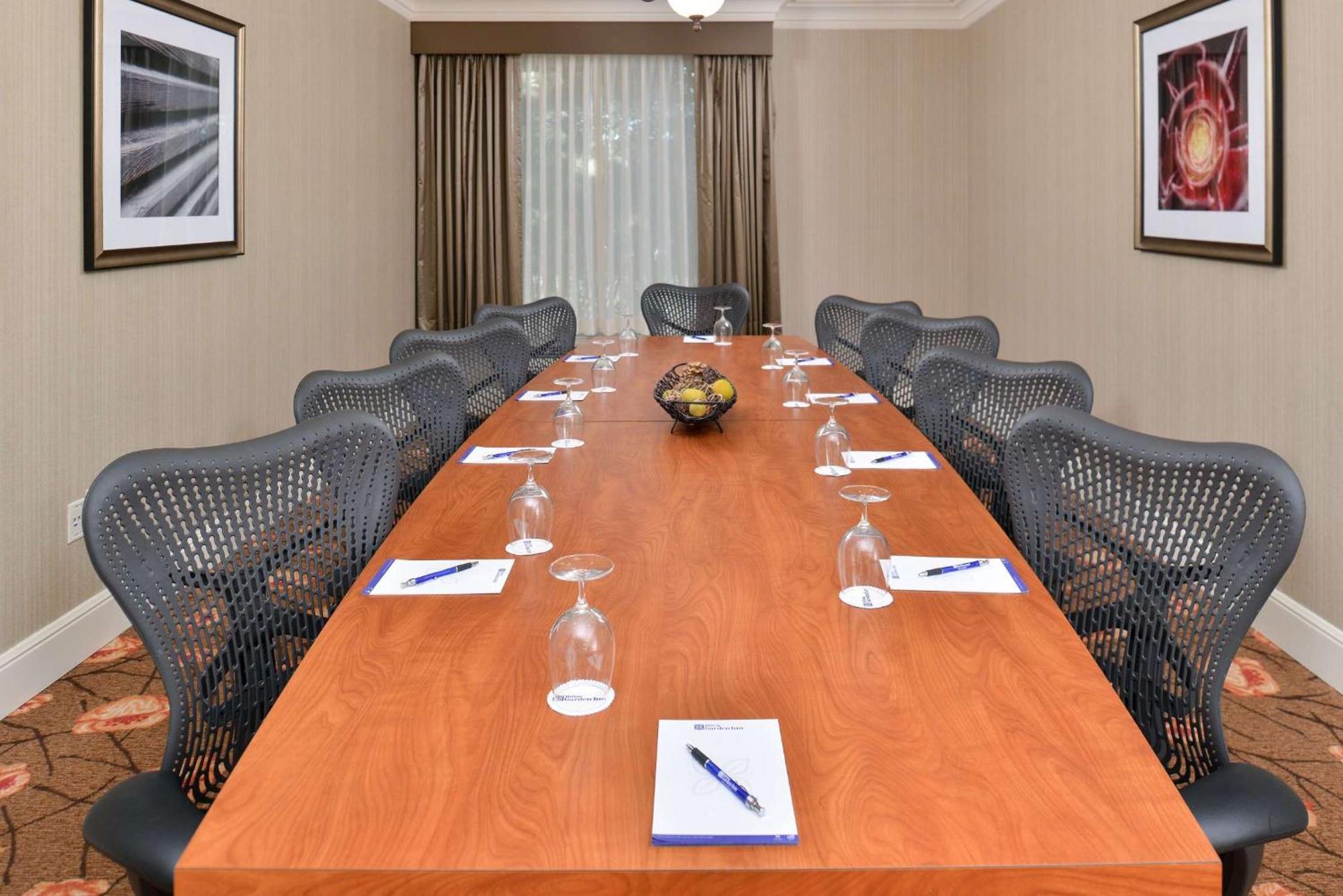 Hilton Garden Inn Addison Eksteriør billede
